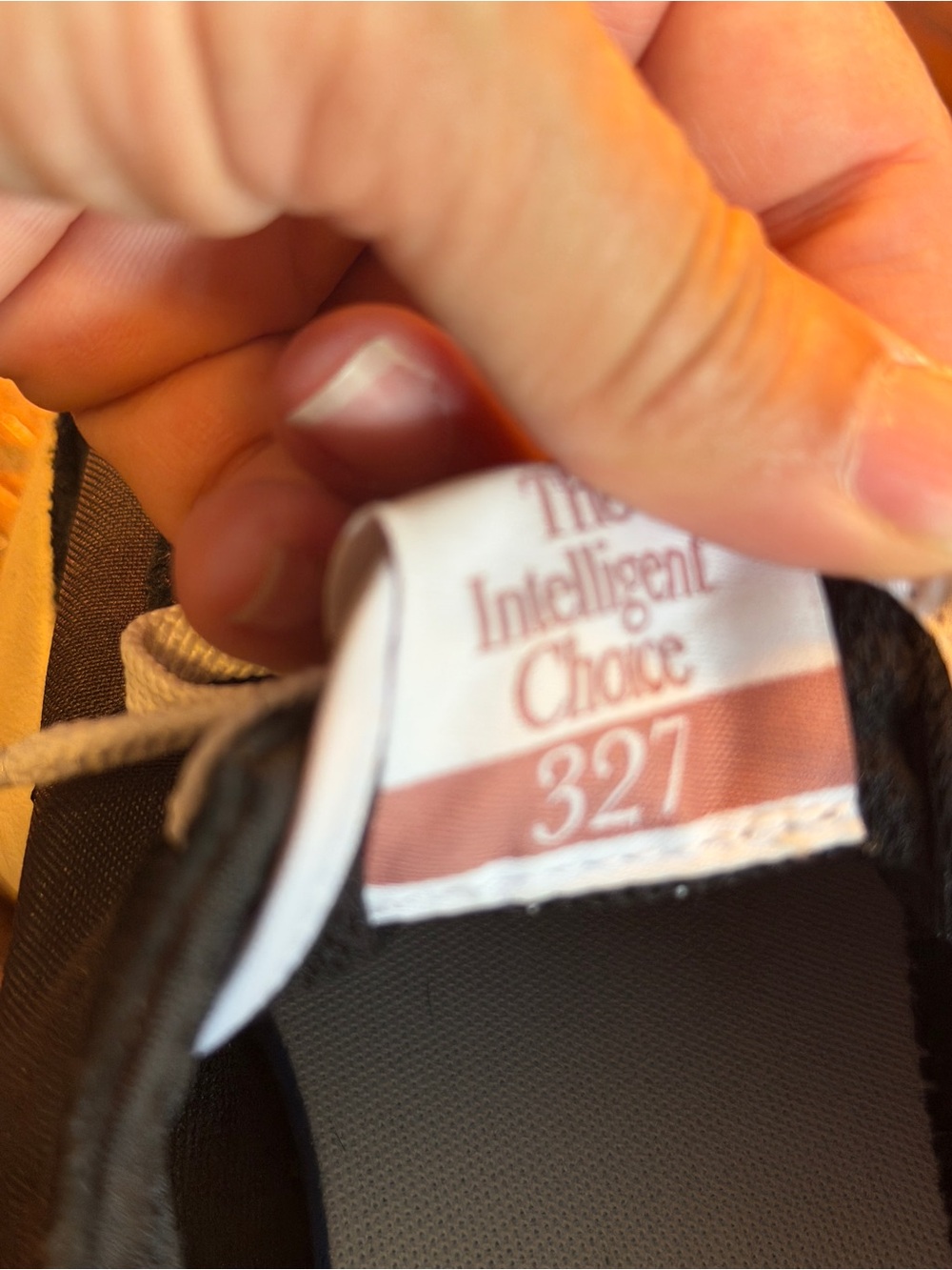 New Balance Black & Cream Retro Runner Sneakers - Picture 6 of 7